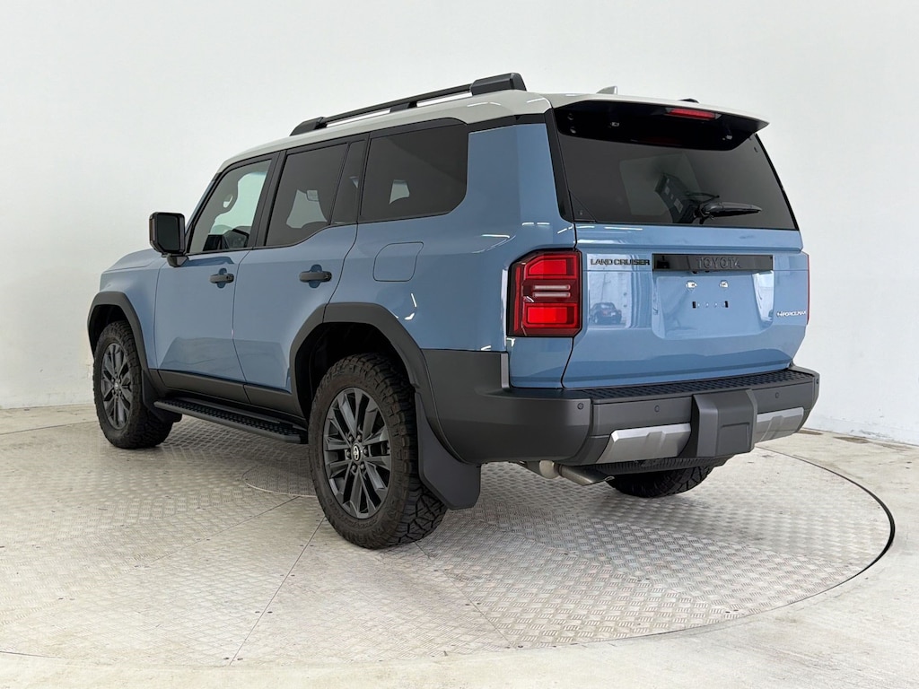 Used 2025 Toyota Land Cruiser Land Cruiser (4WD (Natl)) SUV