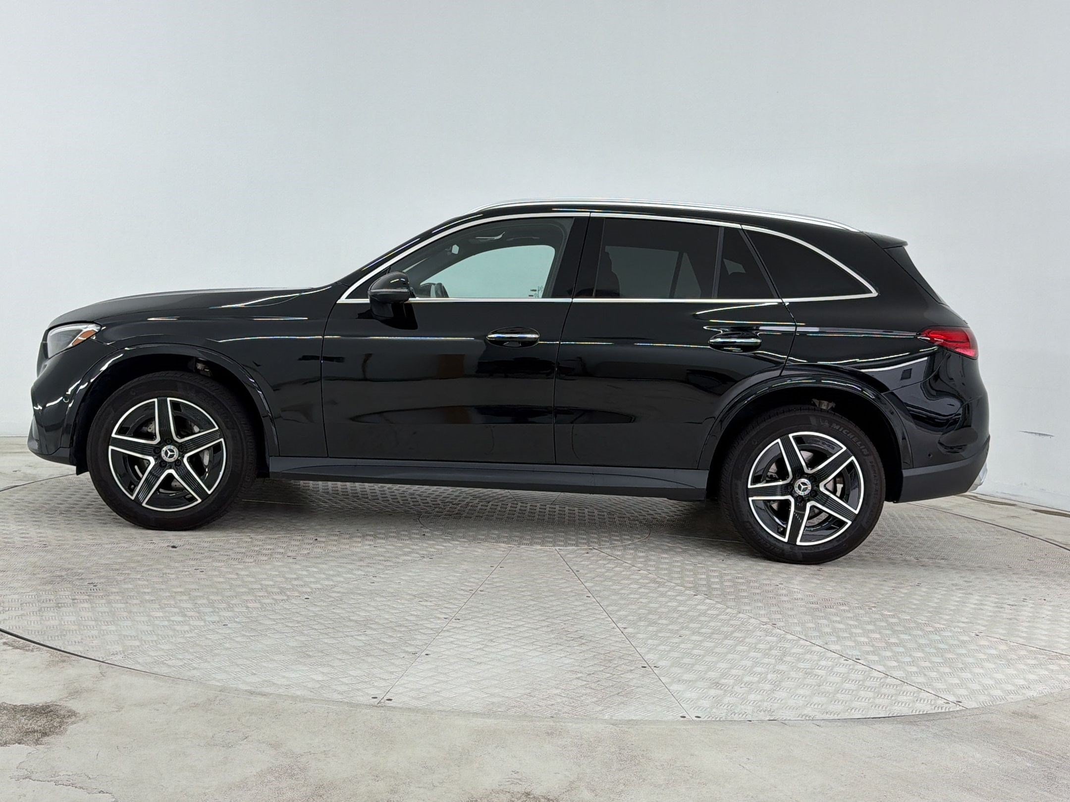 W1NKM4HB2TF427829