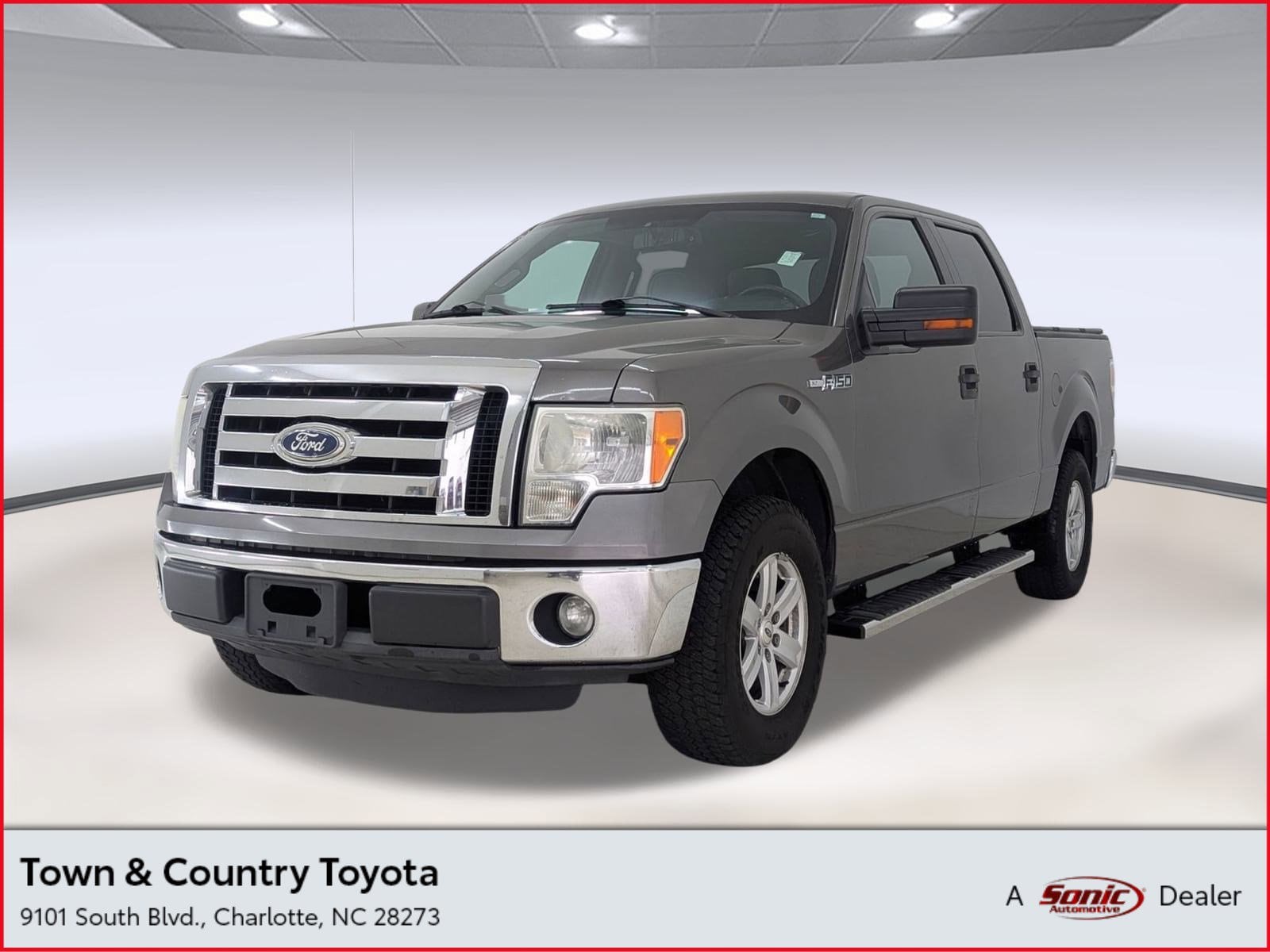 2011 Ford F-150 XLT's photo