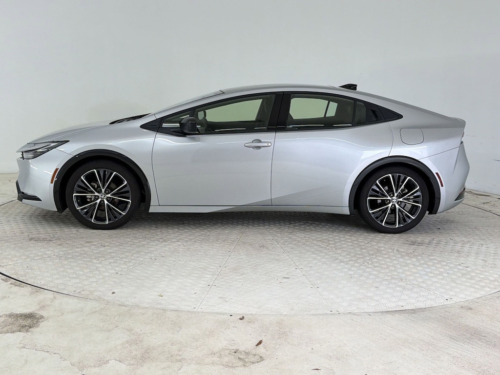 Used 2024 Toyota Prius XLE Hatchback