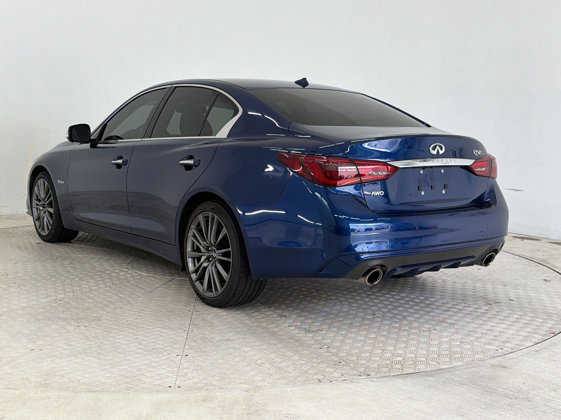 Q50 RED SPORT 400 Sedan