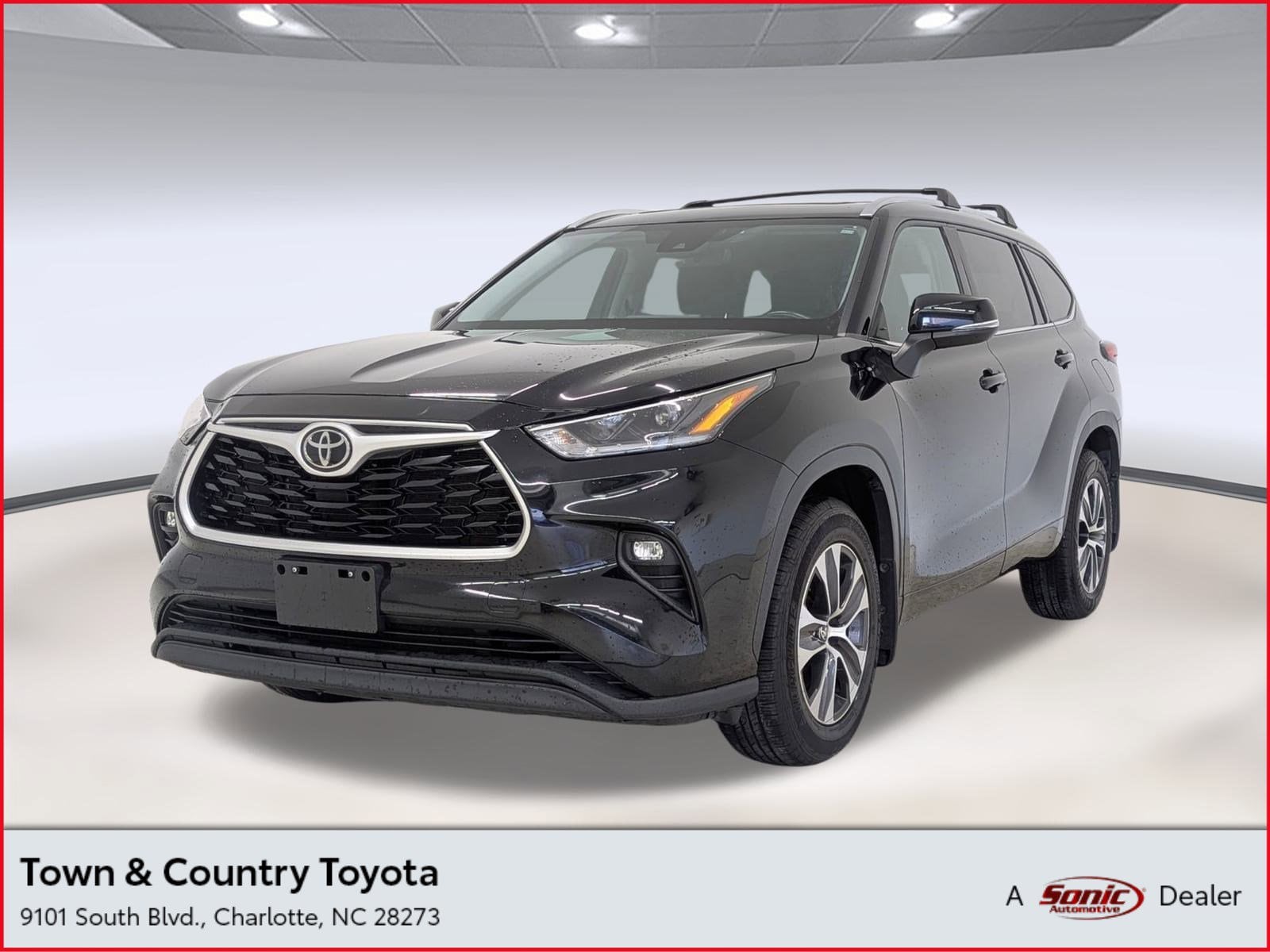 2021 Toyota Highlander XLE's photo