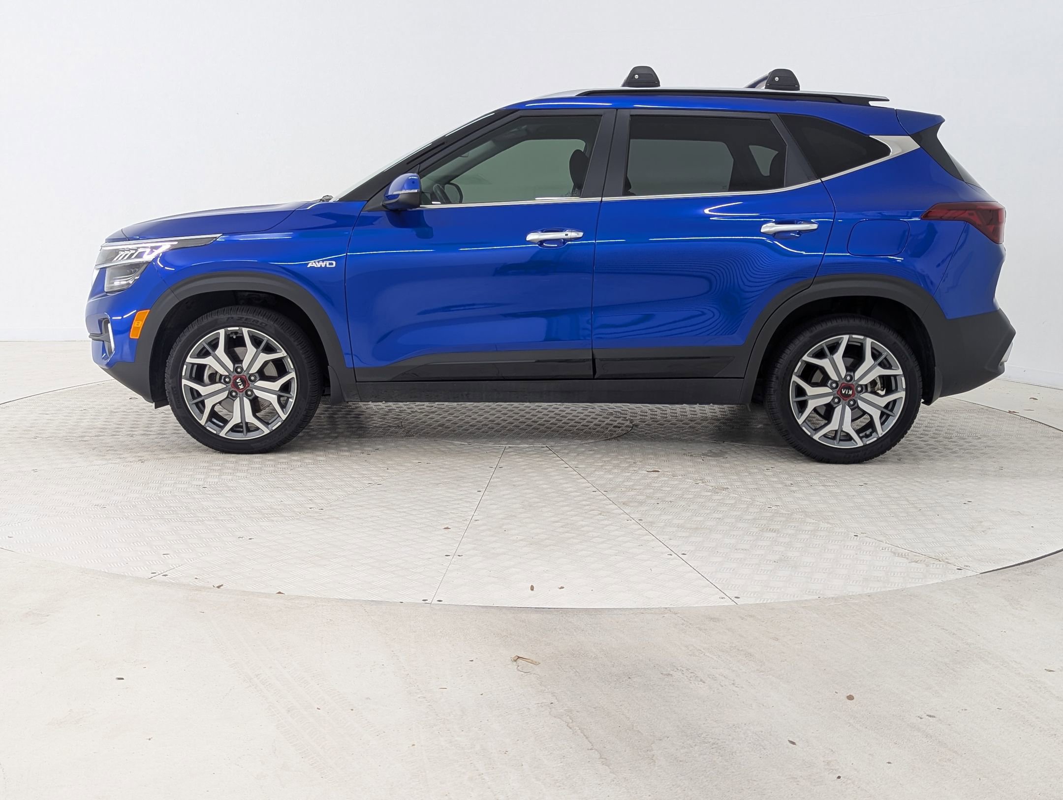 2021 Kia Seltos SX photo 2