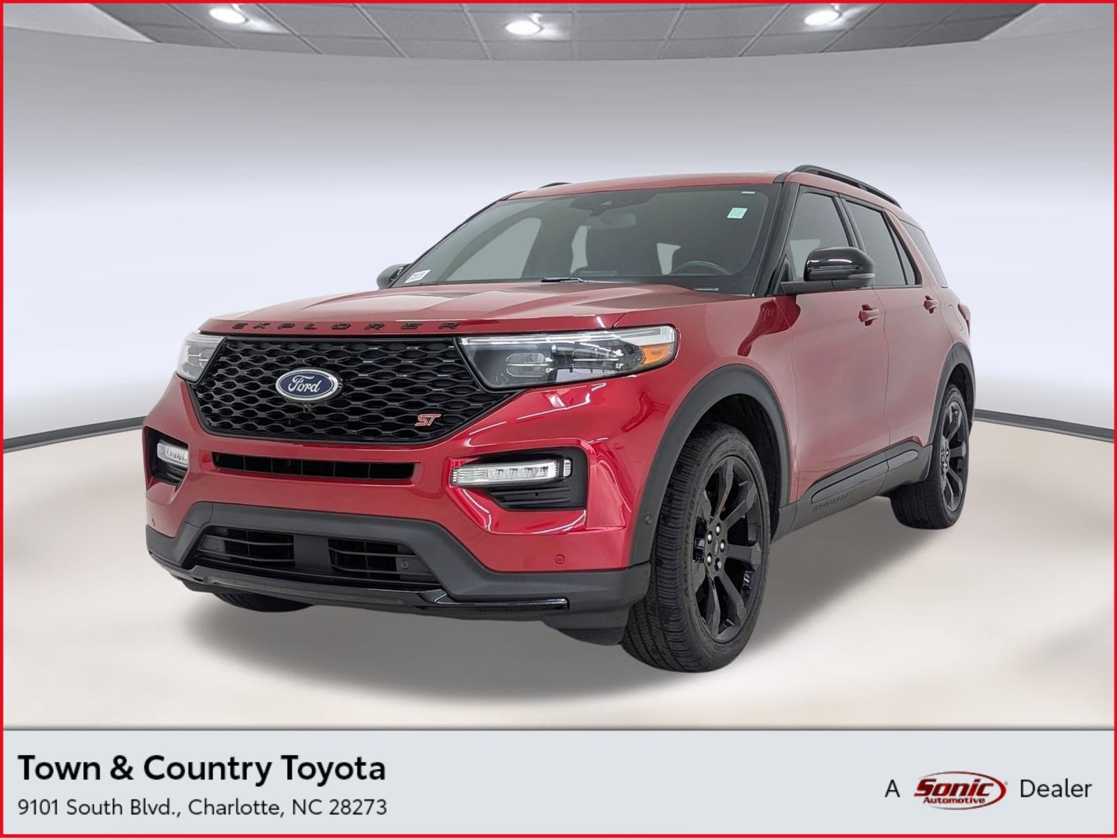 2021 Ford Explorer ST's photo