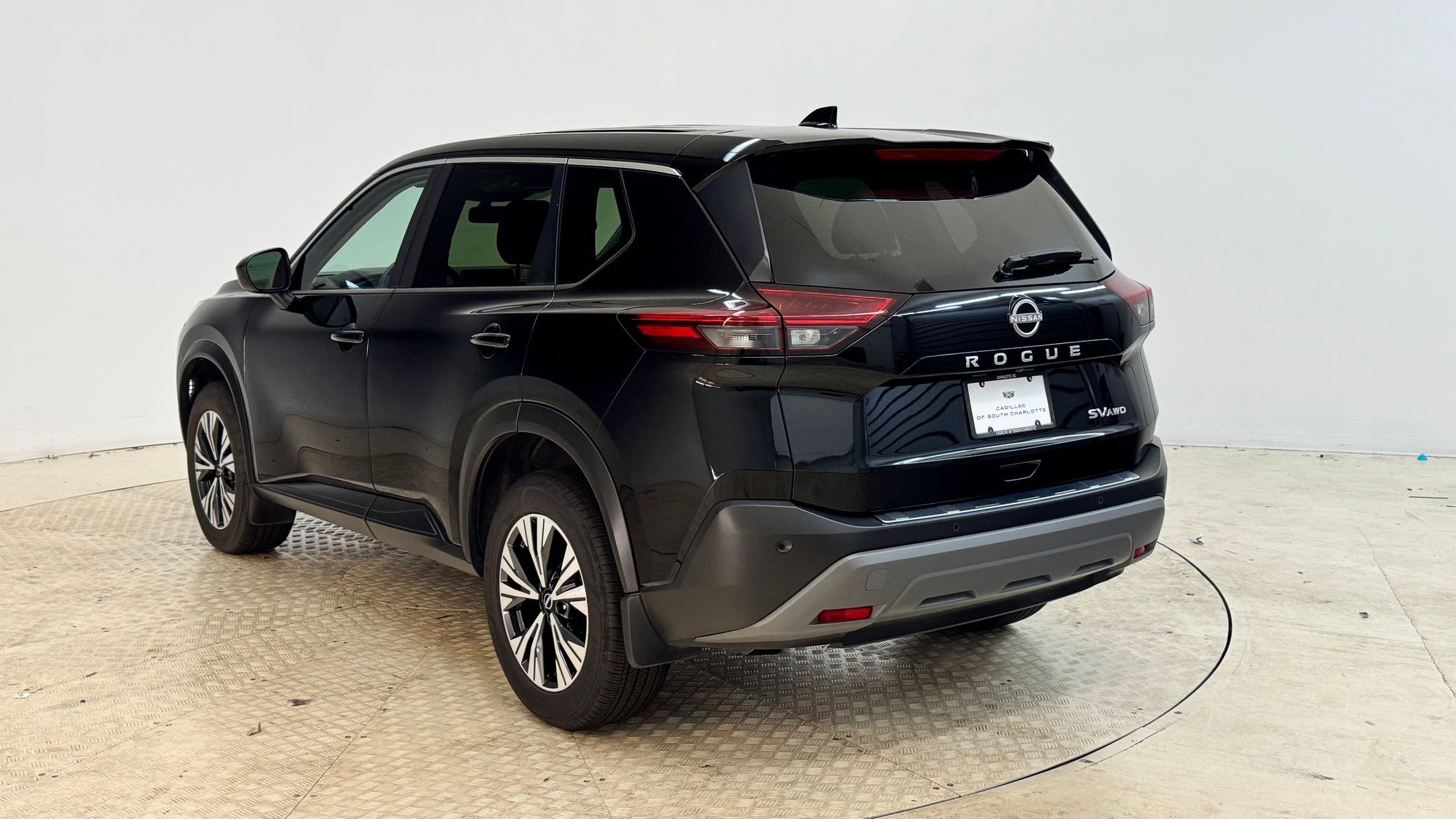 2023 Nissan Rogue SV photo 3