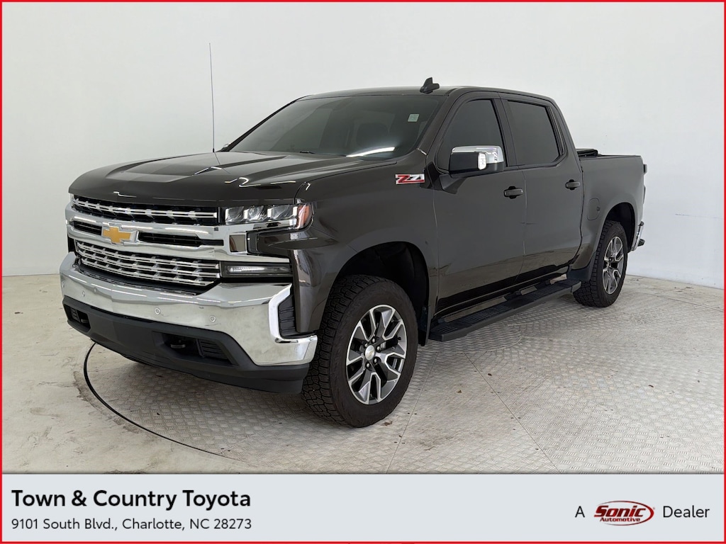 Used 2021 Chevrolet Silverado 1500 LT Truck Crew Cab