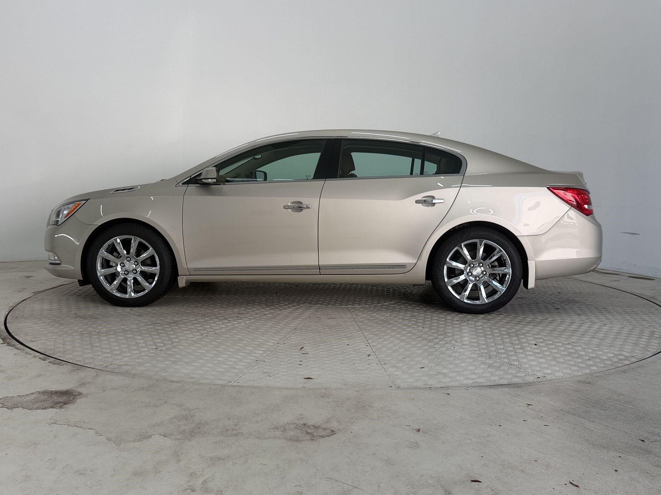 Used 2014 Buick LaCrosse Premium 2 with VIN 1G4GF5G3XEF305337 for sale in Charlotte, NC