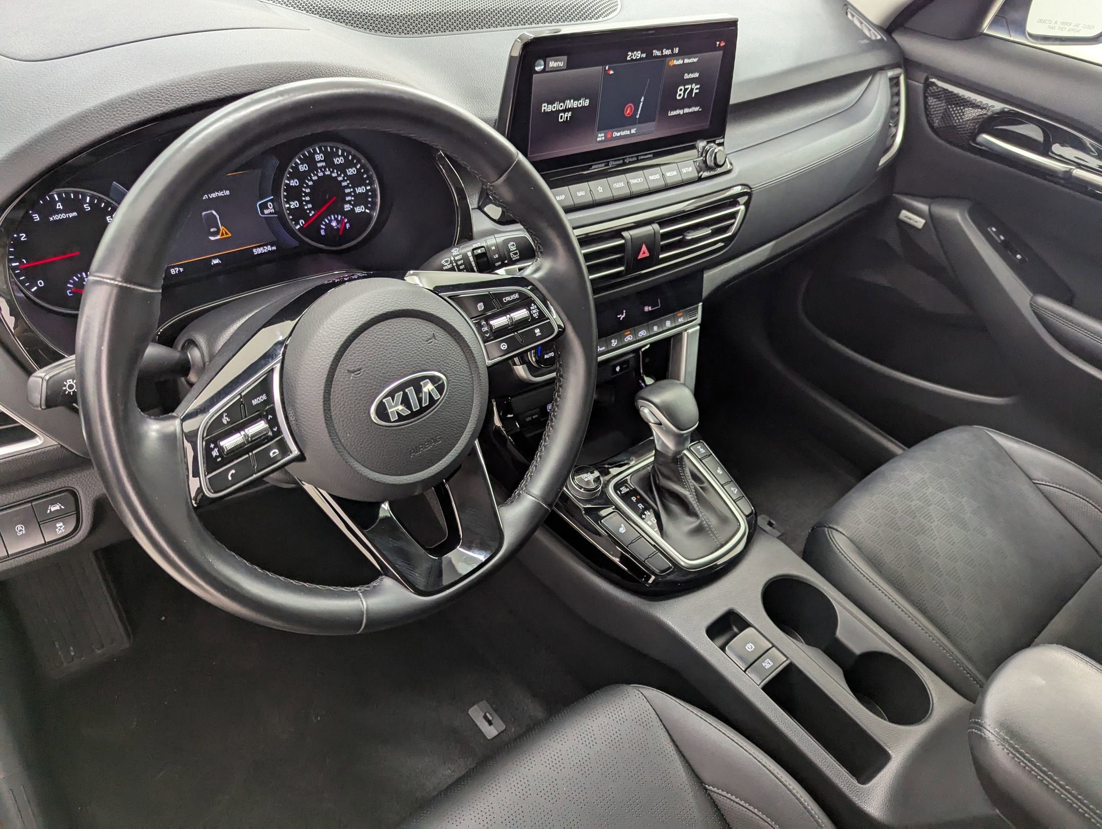 2021 Kia Seltos SX photo 4