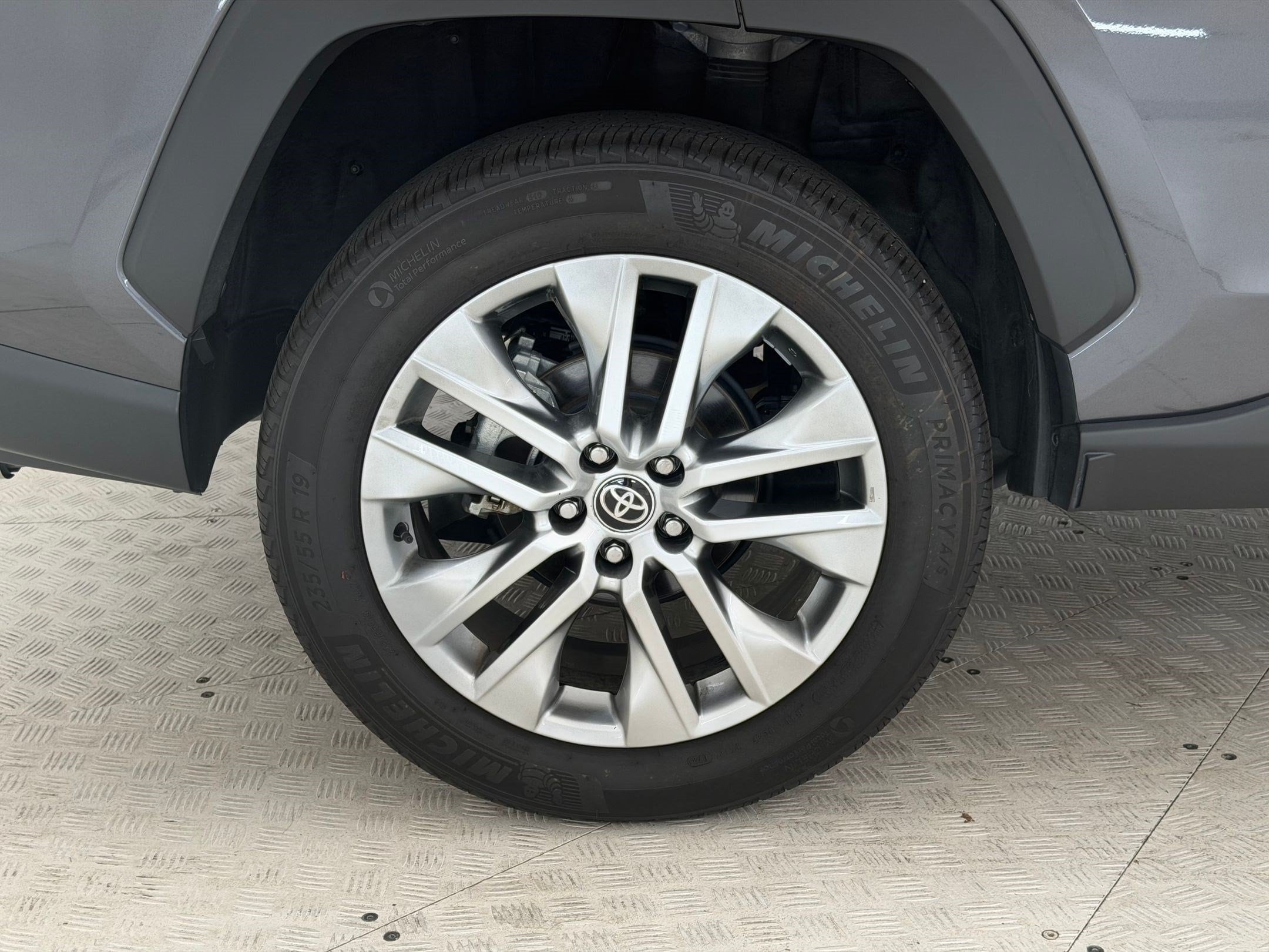 2024 Toyota RAV4 XLE Premium - Photo 13