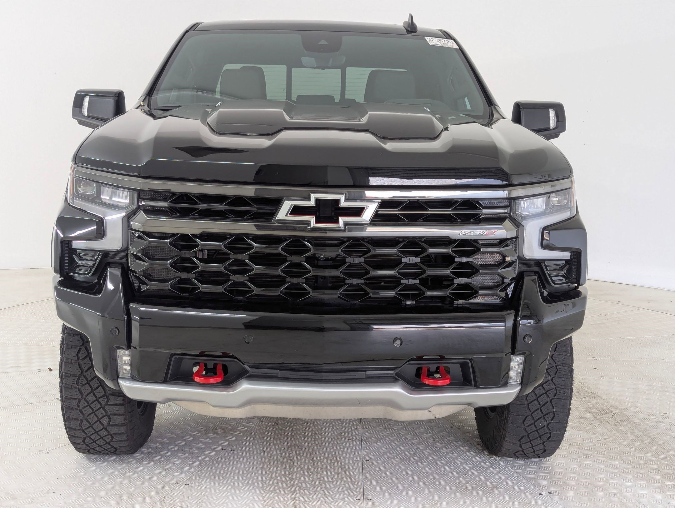 2025 Chevrolet Silverado 1500 ZR2 - Photo 6