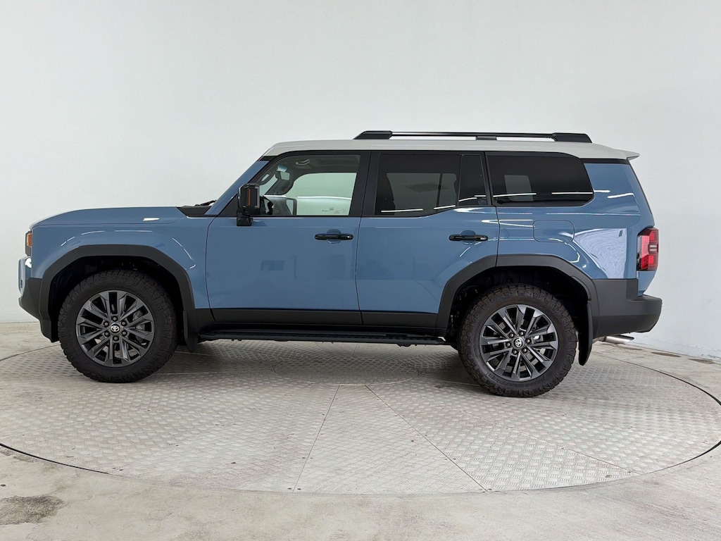 Used 2025 Toyota Land Cruiser Land Cruiser (4WD (Natl)) SUV