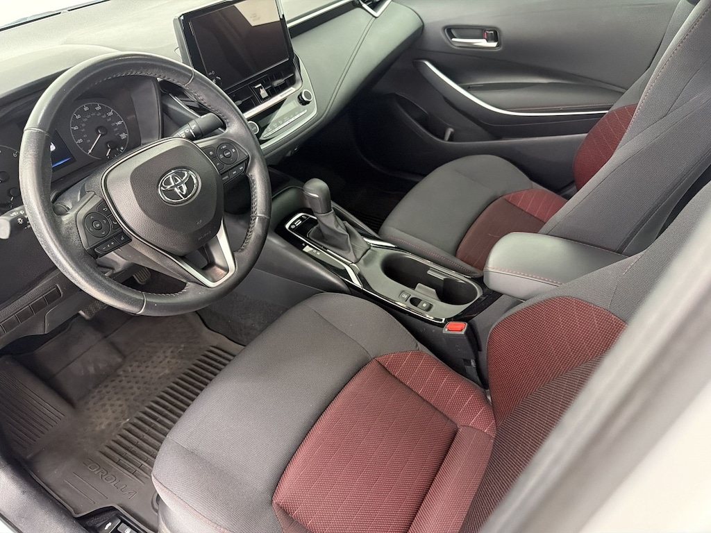 Used 2024 Toyota Corolla SE Sedan