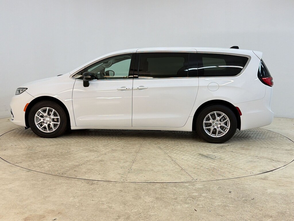 Used 2024 Chrysler Pacifica Touring L Van Passenger Van