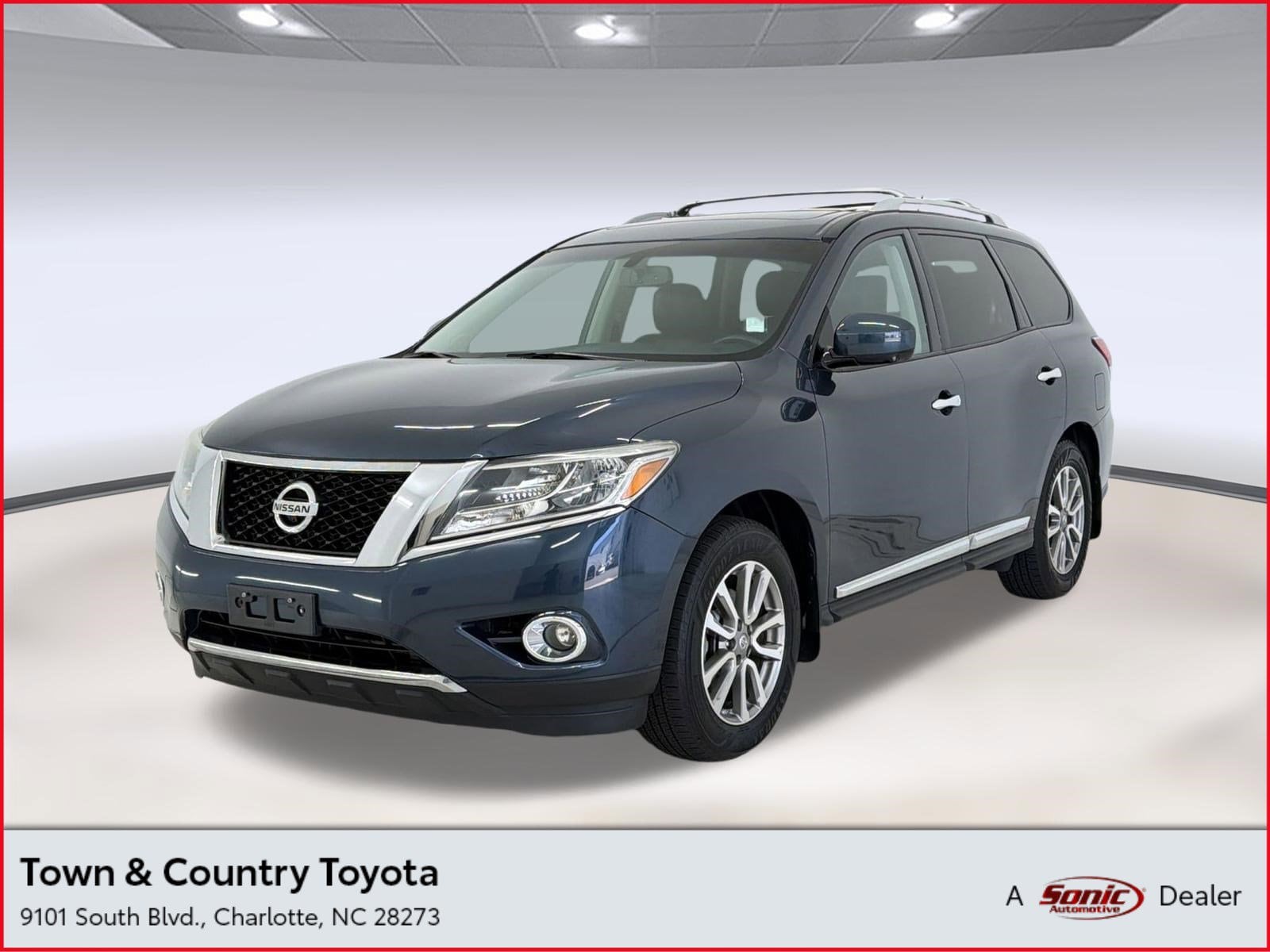 2016 Nissan Pathfinder SL 4WD's photo