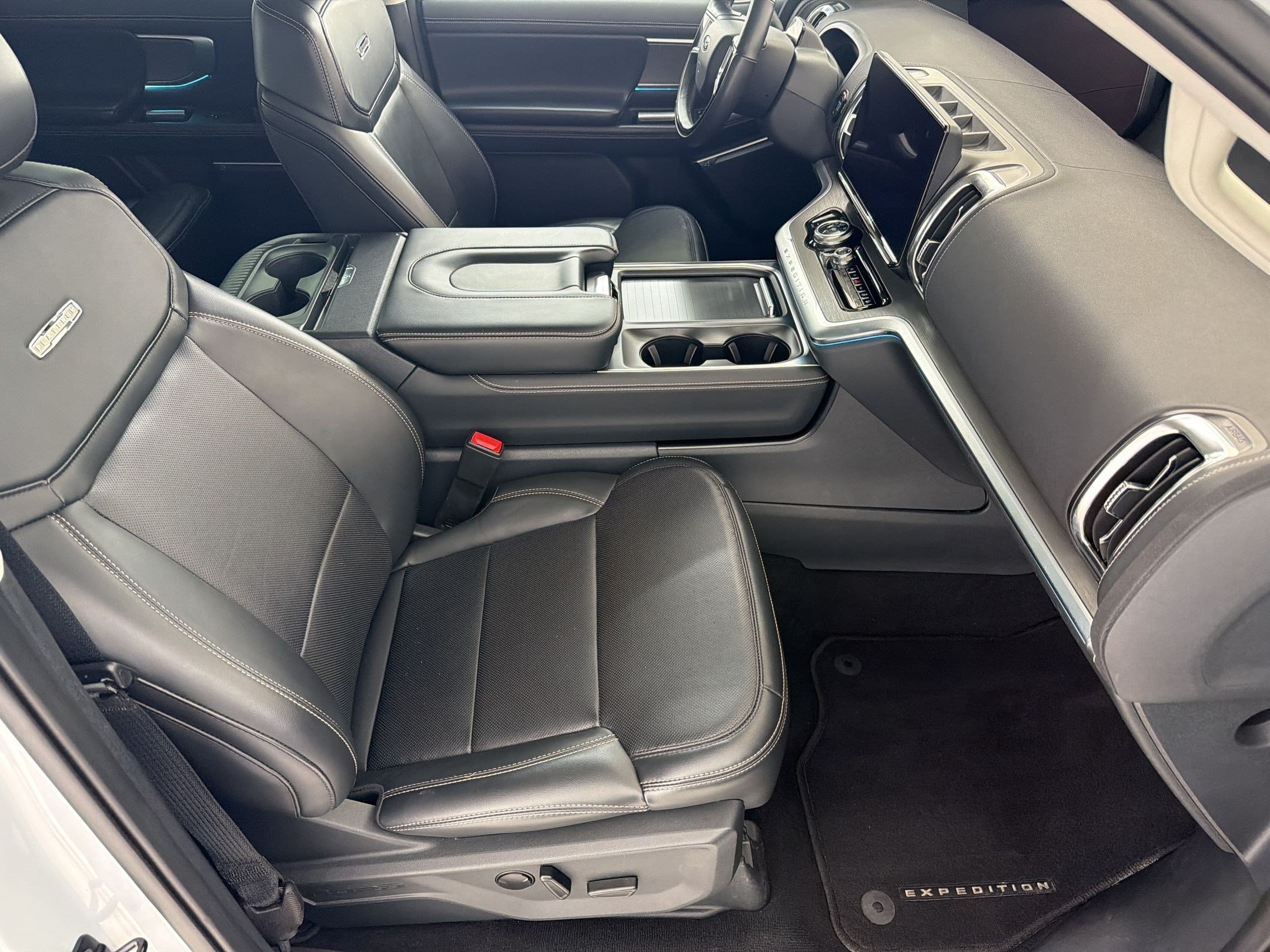 2025 Ford Expedition Platinum - Photo 24