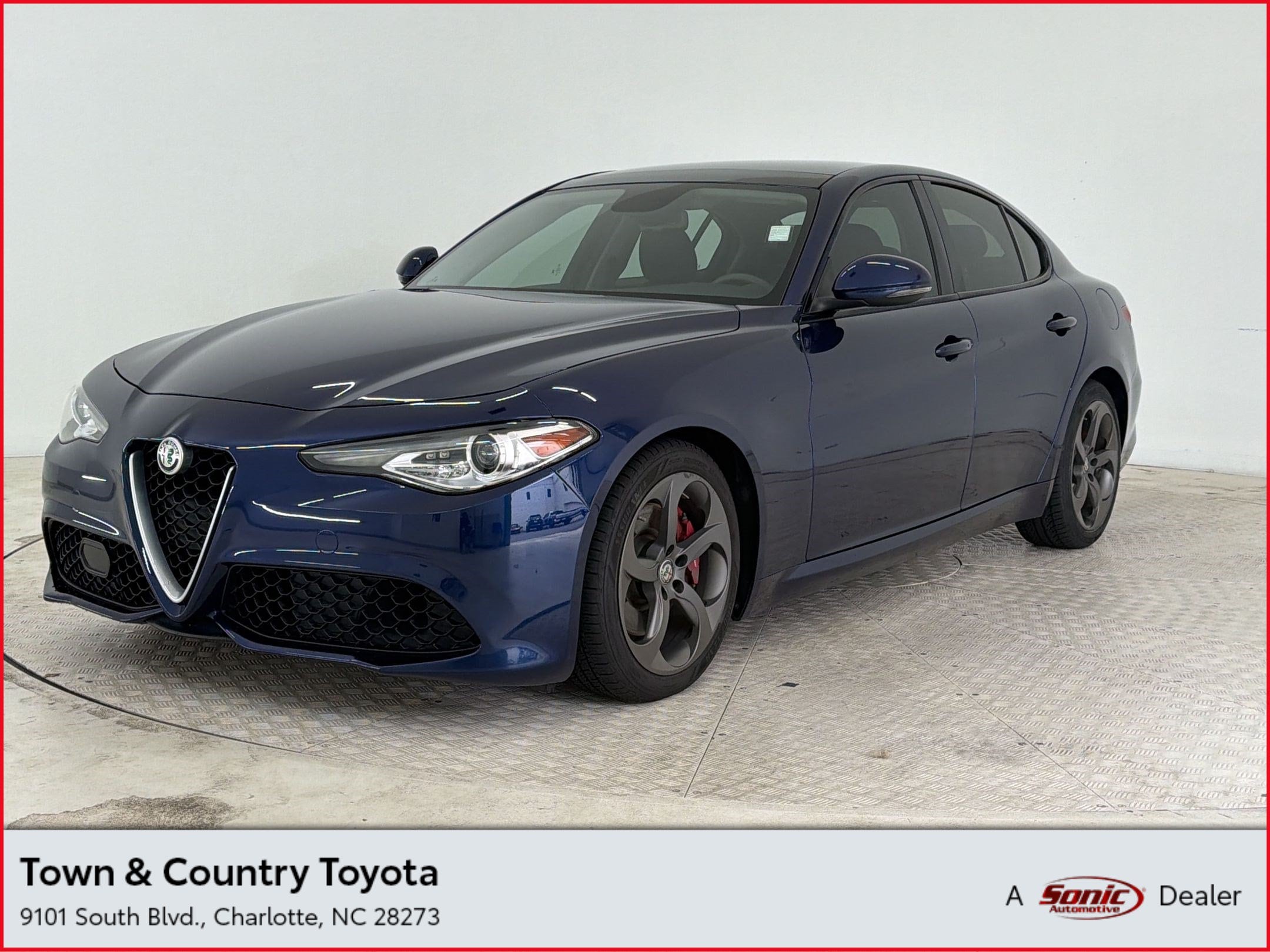 Giulia RWD Sedan