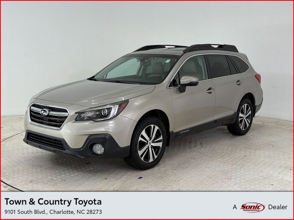 Used 2018 Subaru Outback Limited SUV