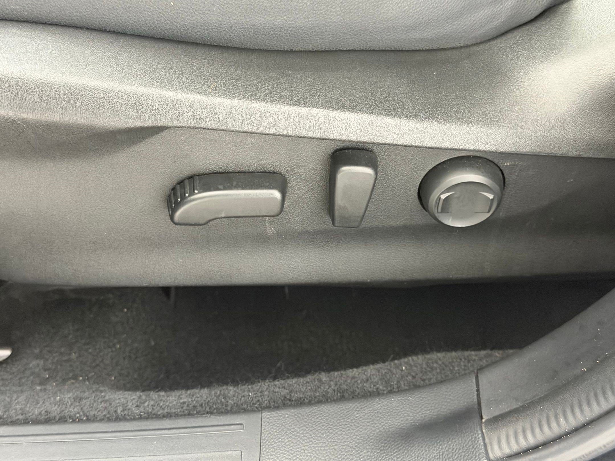 2021 Subaru Forester Premium - Photo 16