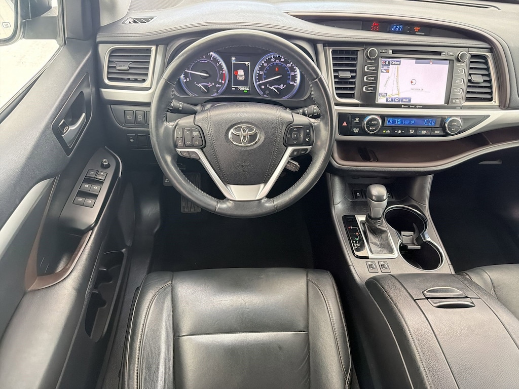 Used 2018 Toyota Highlander XLE SUV