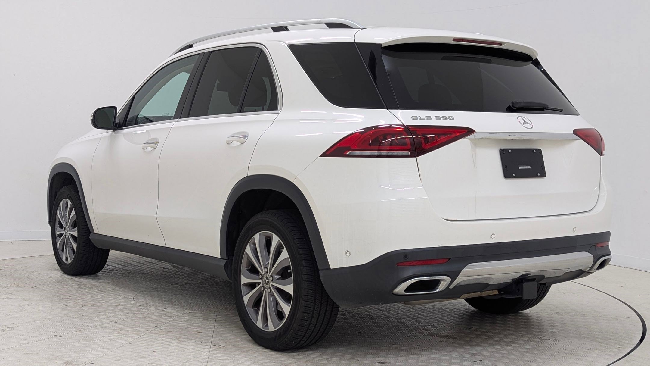 2022 Mercedes Benz GLE 350 photo 2