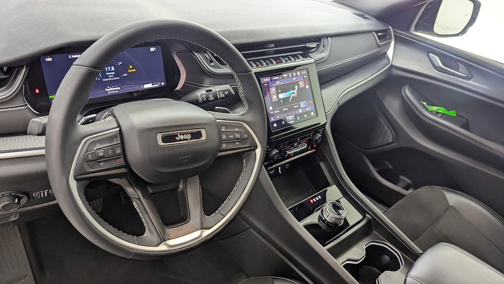 Used 2023 Jeep Grand Cherokee Altitude X SUV