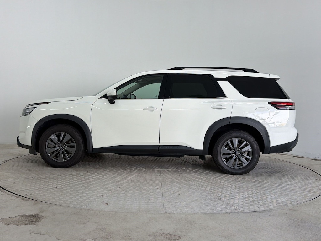 Used 2023 Nissan Pathfinder SV SUV