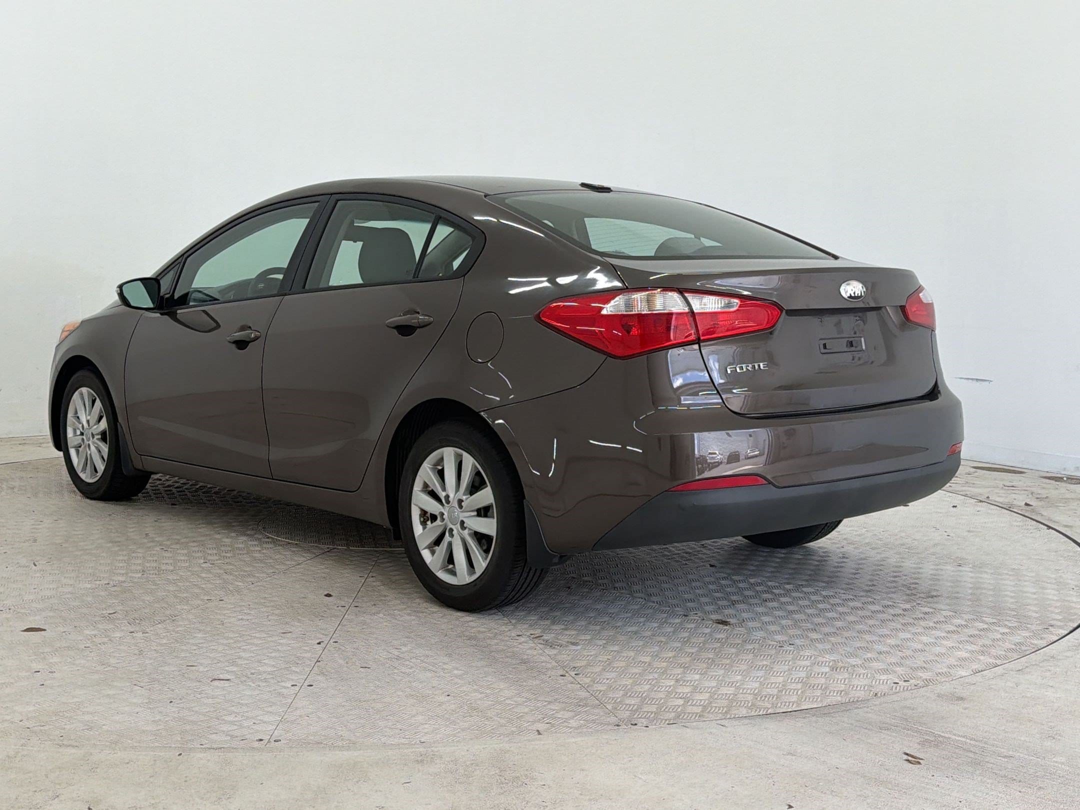Forte LX Sedan