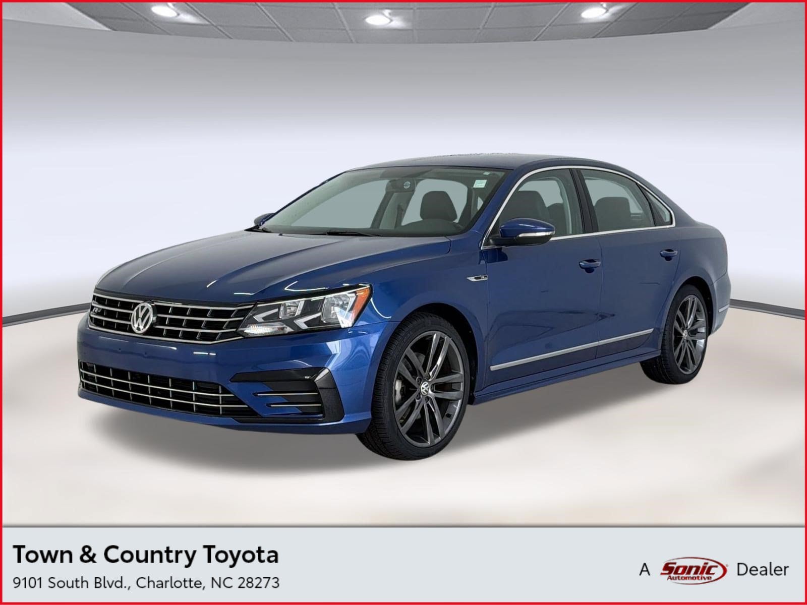 Passat R-Line W/Comfort Pkg Sedan