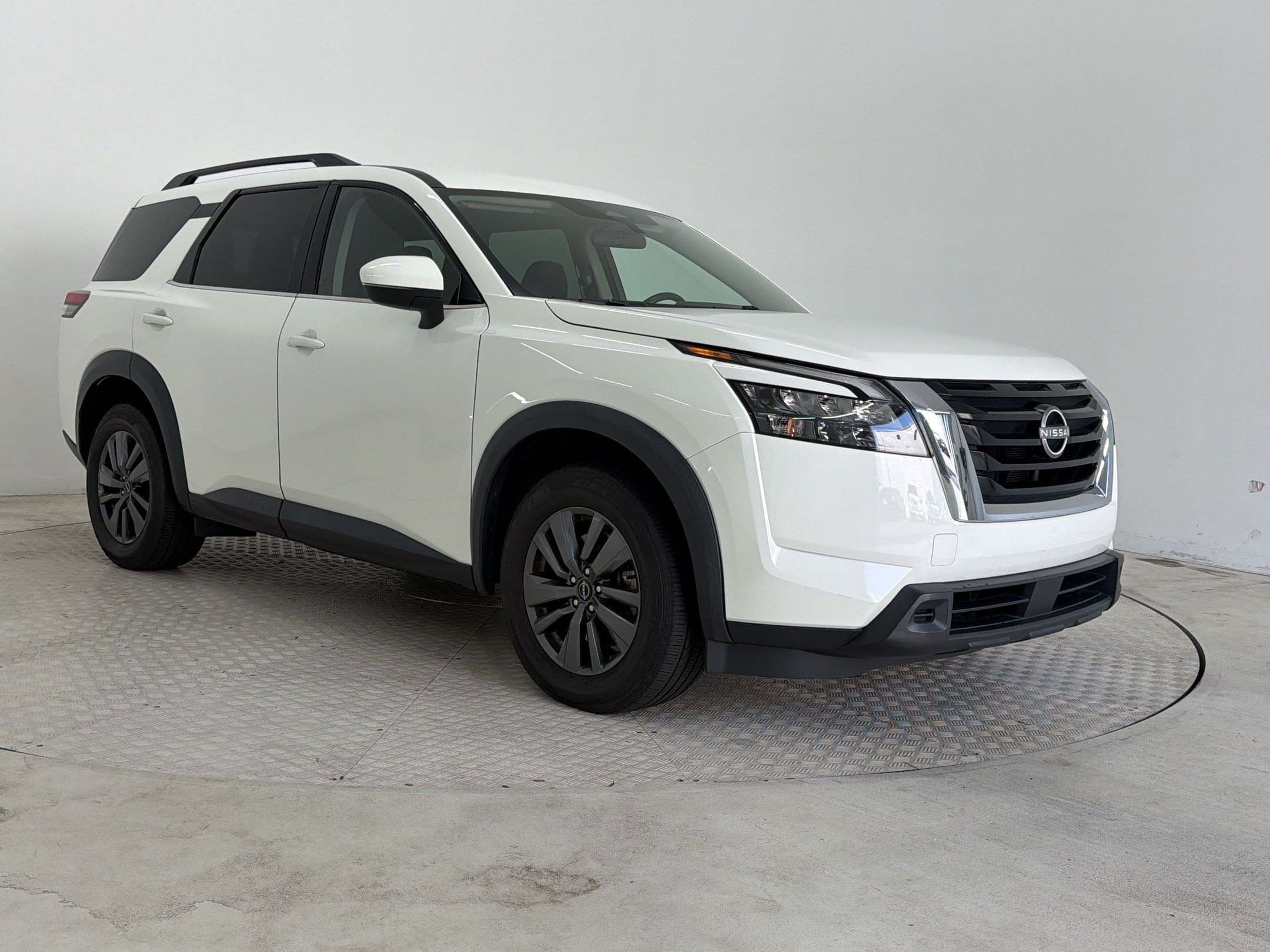 2023 Nissan Pathfinder SV - Photo 7