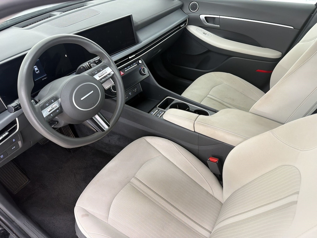 Used 2025 Hyundai Sonata SEL Sedan