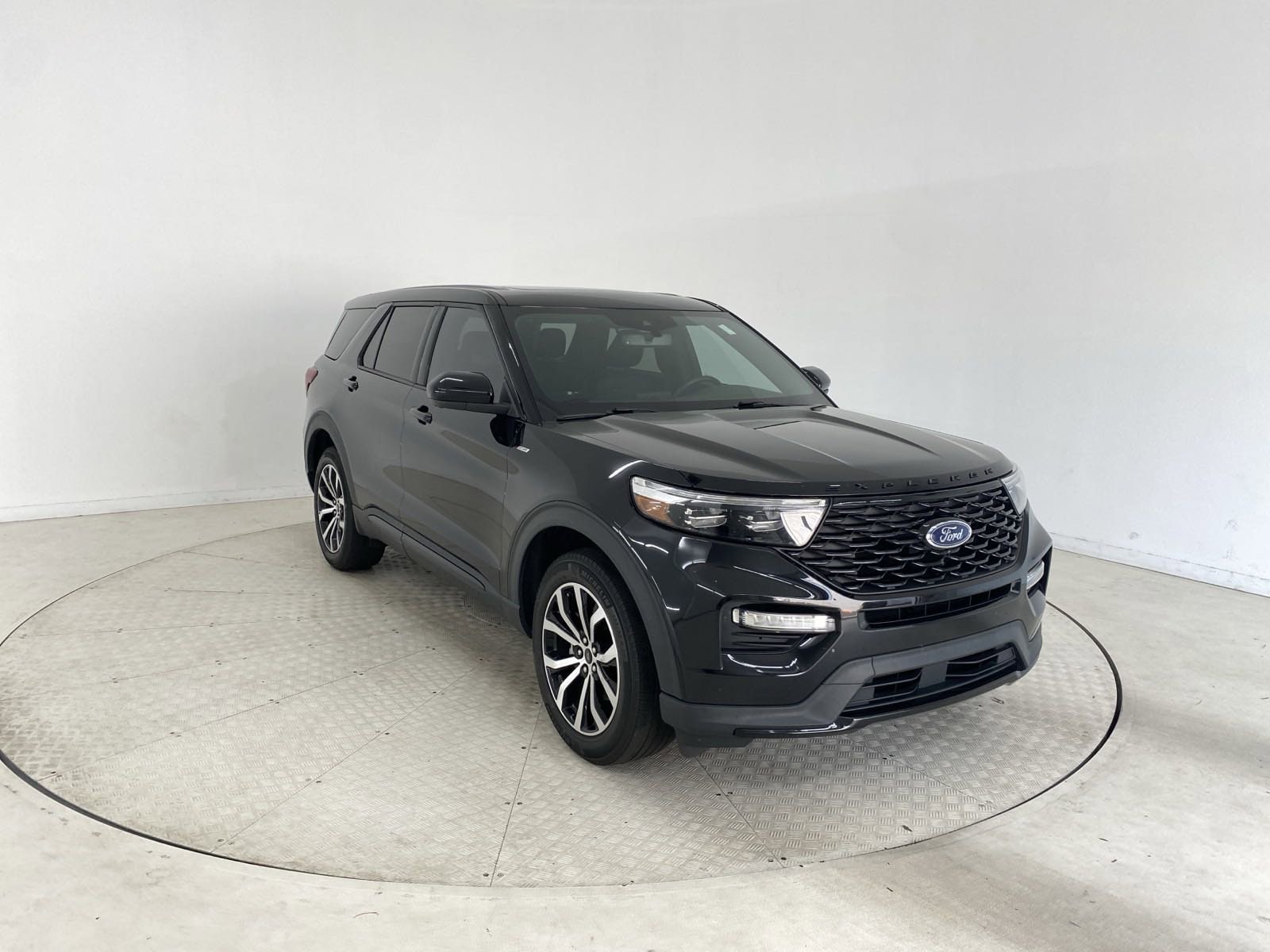 Used 2022 Ford Explorer ST-LINE with VIN 1FMSK8KH7NGB09604 for sale in Charlotte, NC