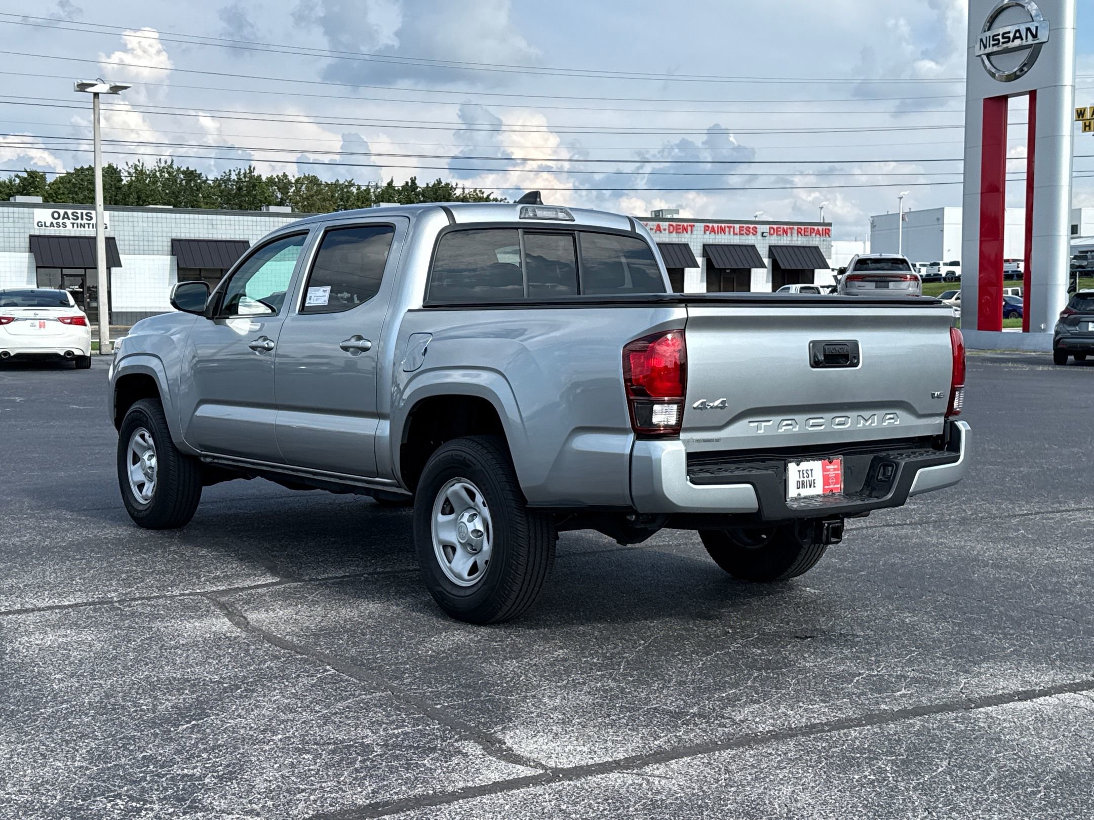 2023 Toyota Tacoma SR V6 photo 3