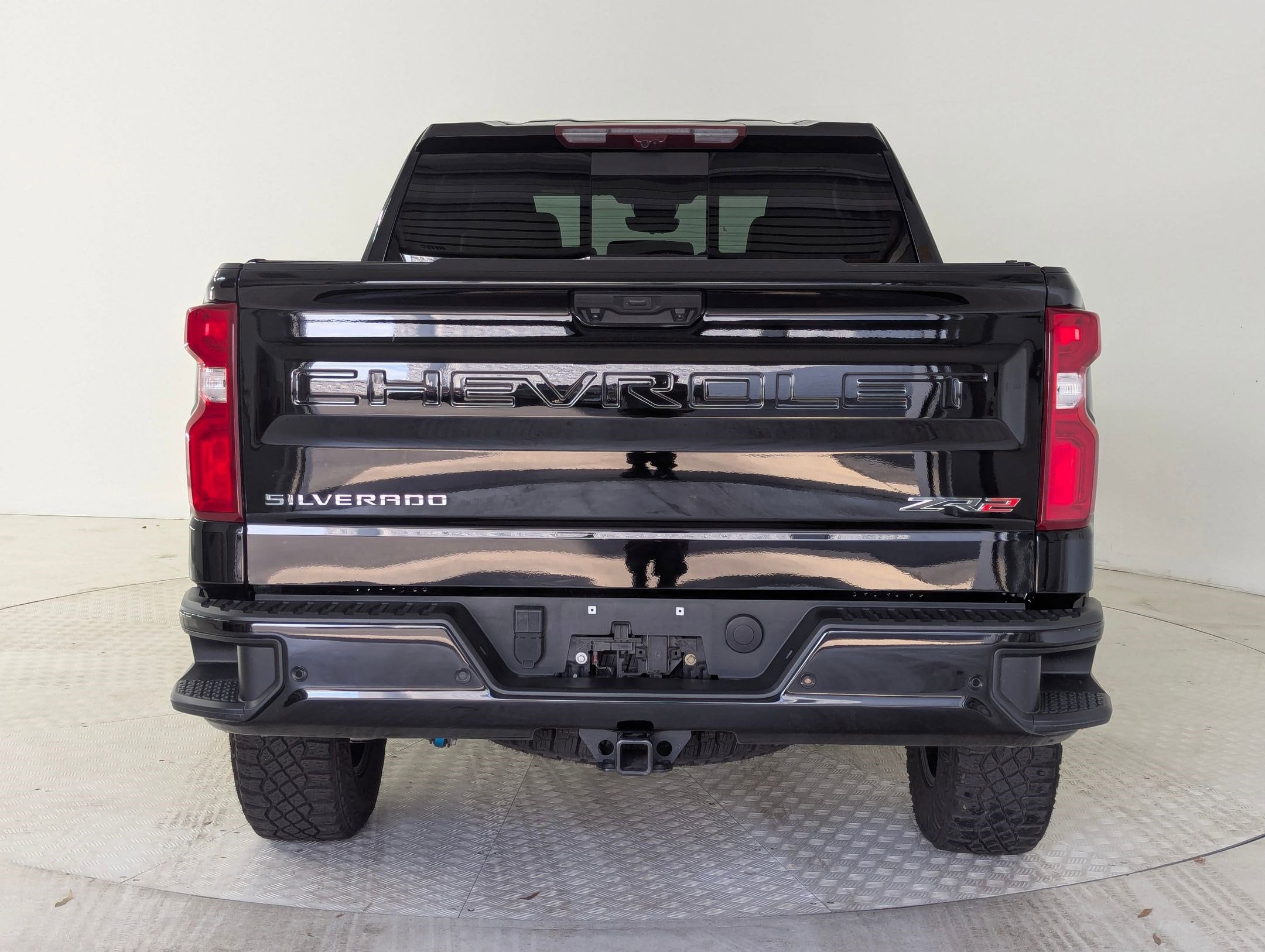 2025 Chevrolet Silverado 1500 ZR2 - Photo 10