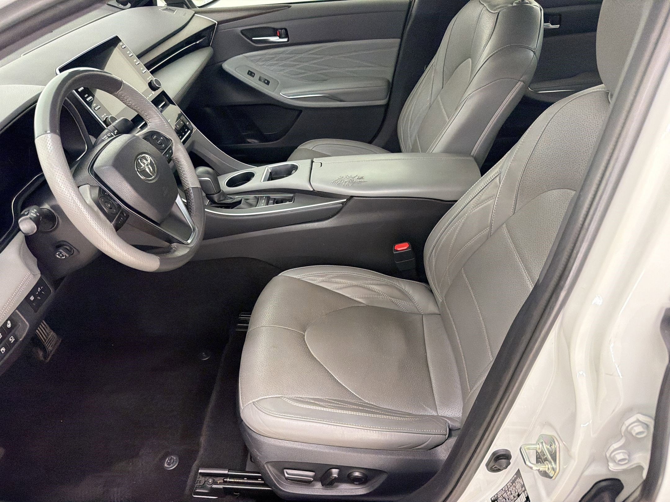 Avalon Limited Sedan