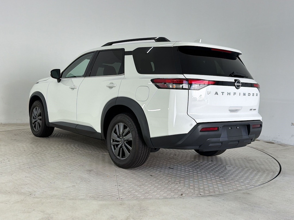 Used 2023 Nissan Pathfinder SV SUV