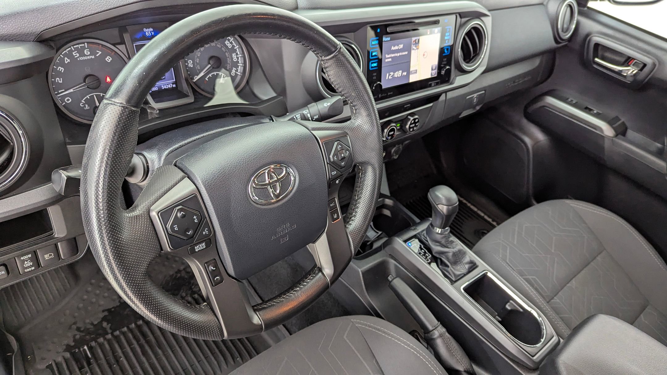 2018 Toyota Tacoma TRD Sport photo 4