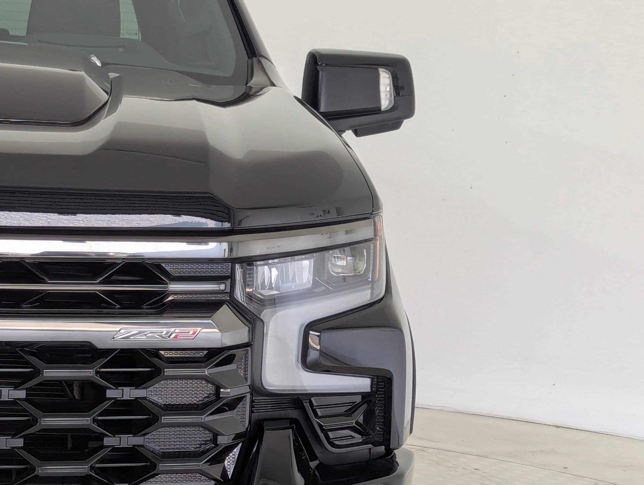 2025 Chevrolet Silverado 1500 ZR2 - Photo 11