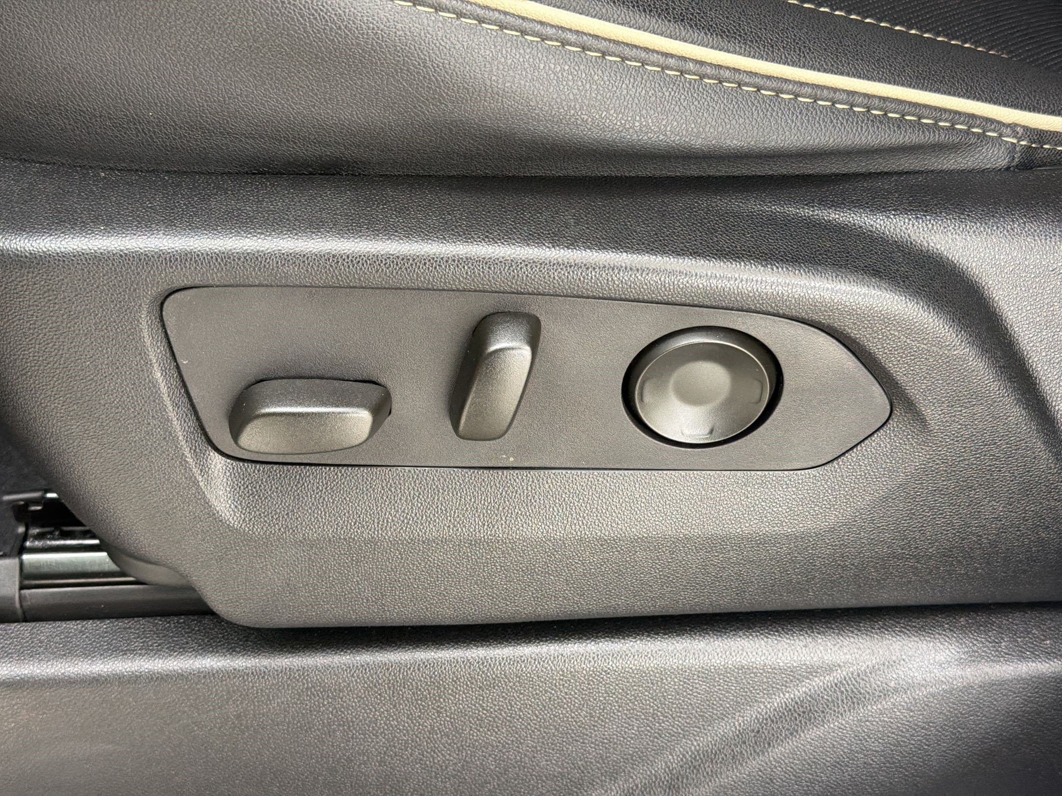 2024 Chevrolet Tahoe Premier - Photo 16