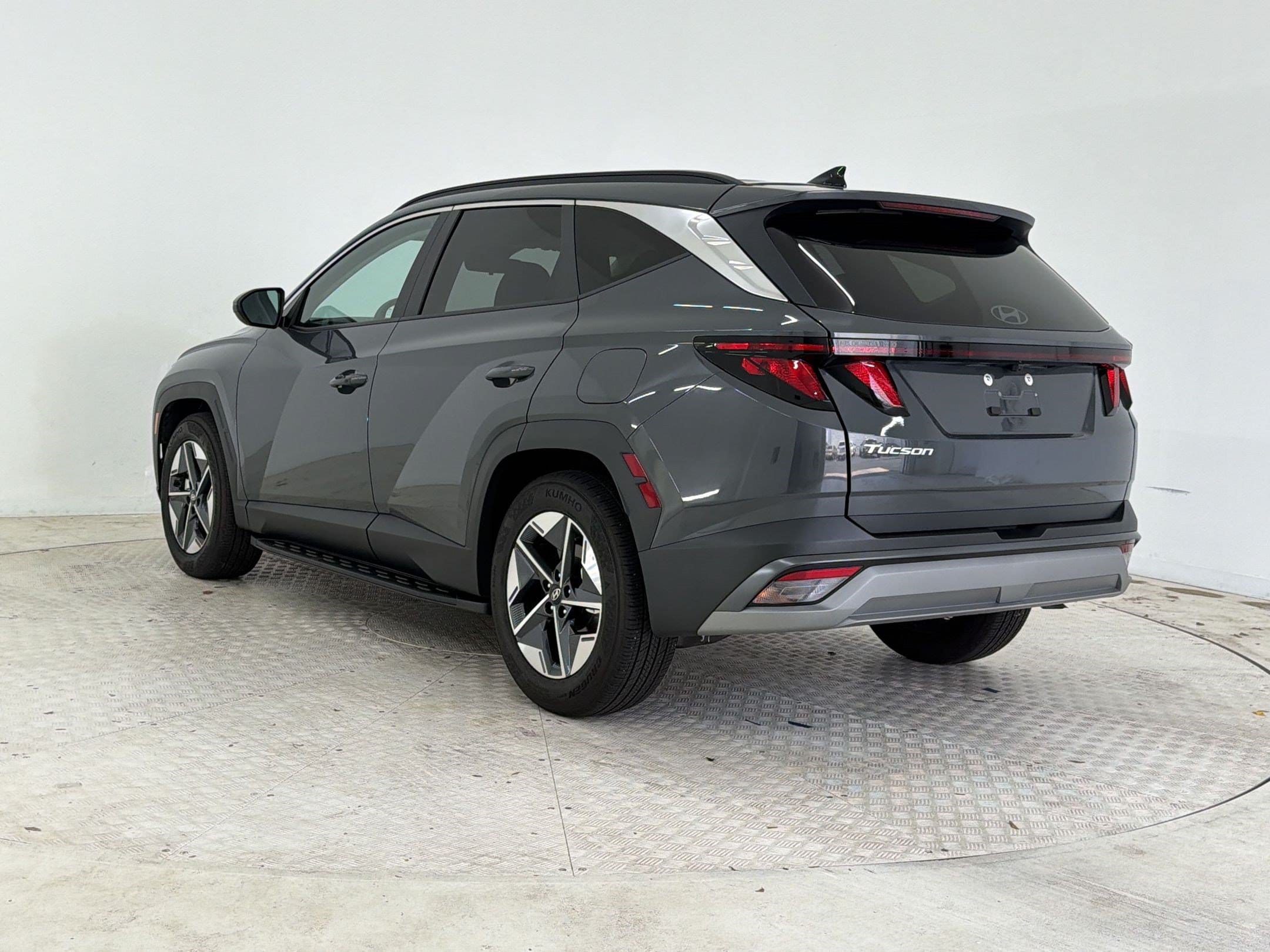 Tucson SEL SUV