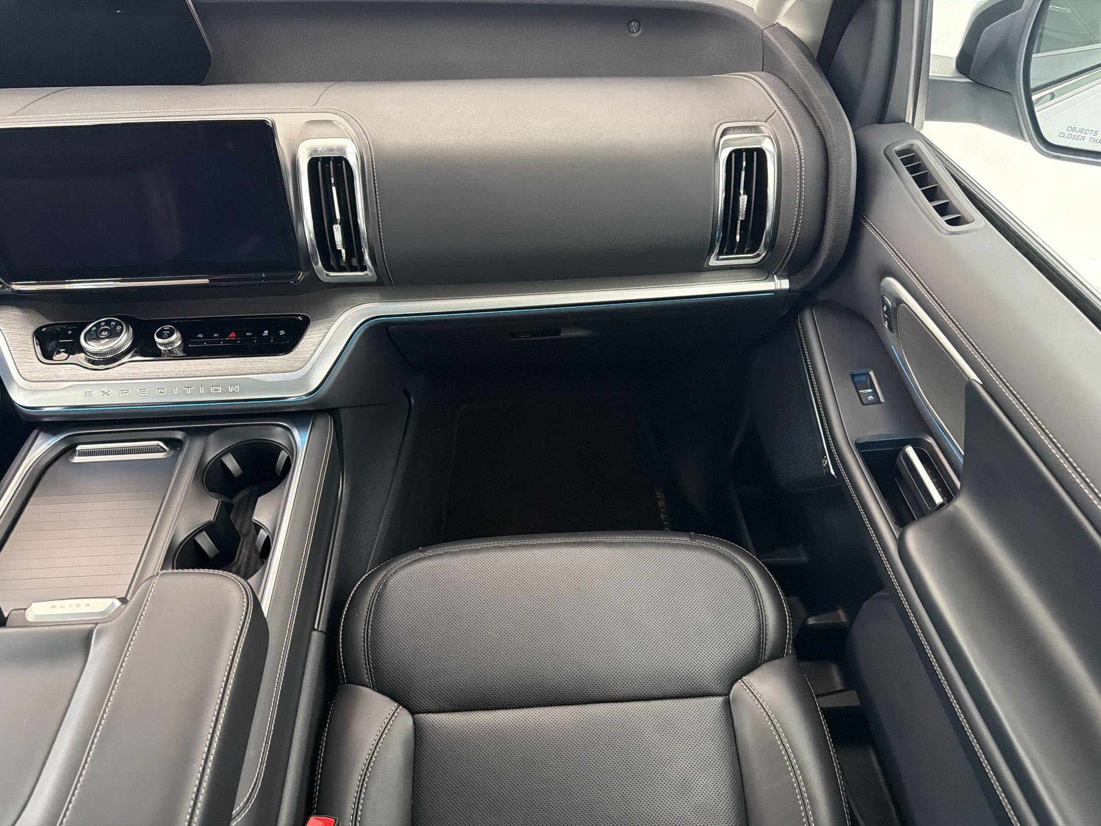 2025 Ford Expedition Platinum - Photo 29