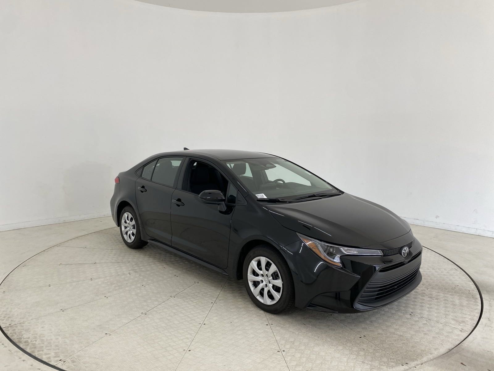 Used 2024 Toyota Corolla LE with VIN 5YFB4MDE0RP127148 for sale in Charlotte, NC