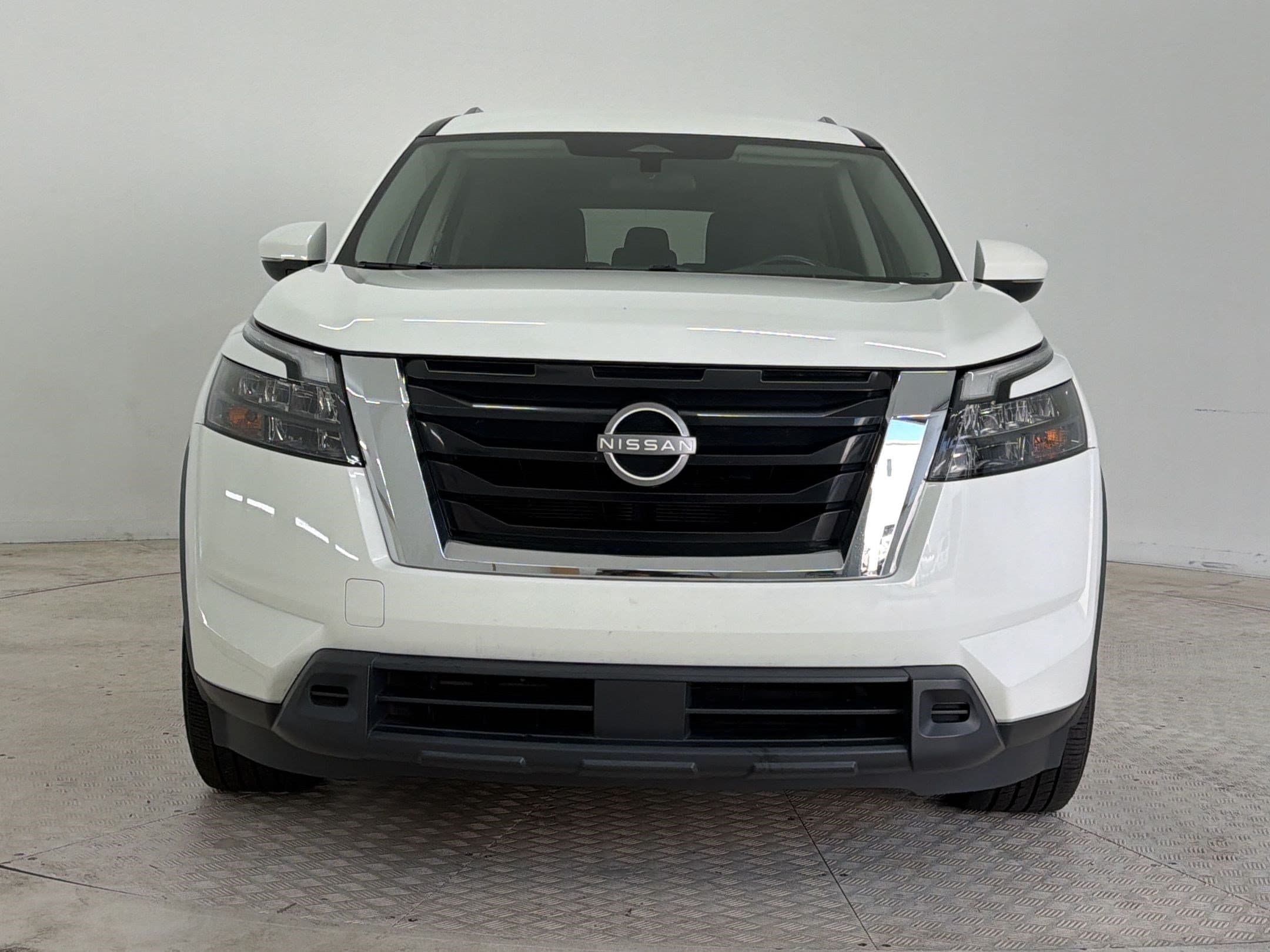 2023 Nissan Pathfinder SV - Photo 6