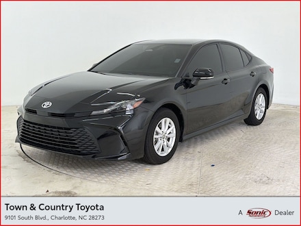 2025 Toyota Camry LE Sedan