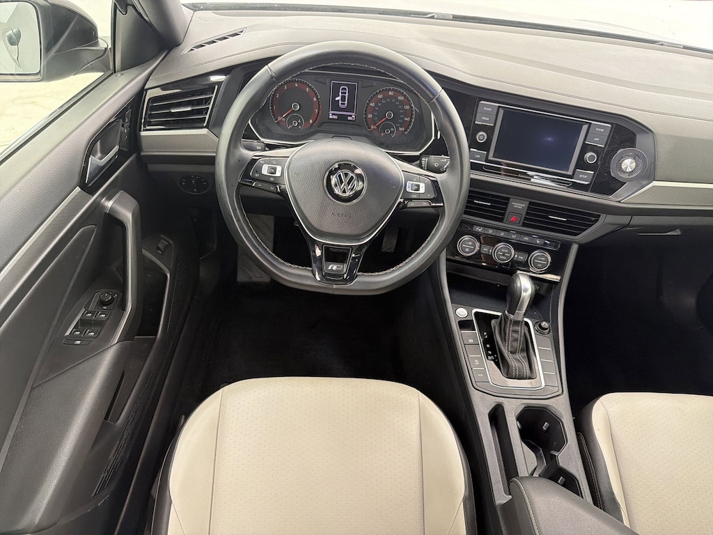 Used 2019 Volkswagen Jetta SE Sedan