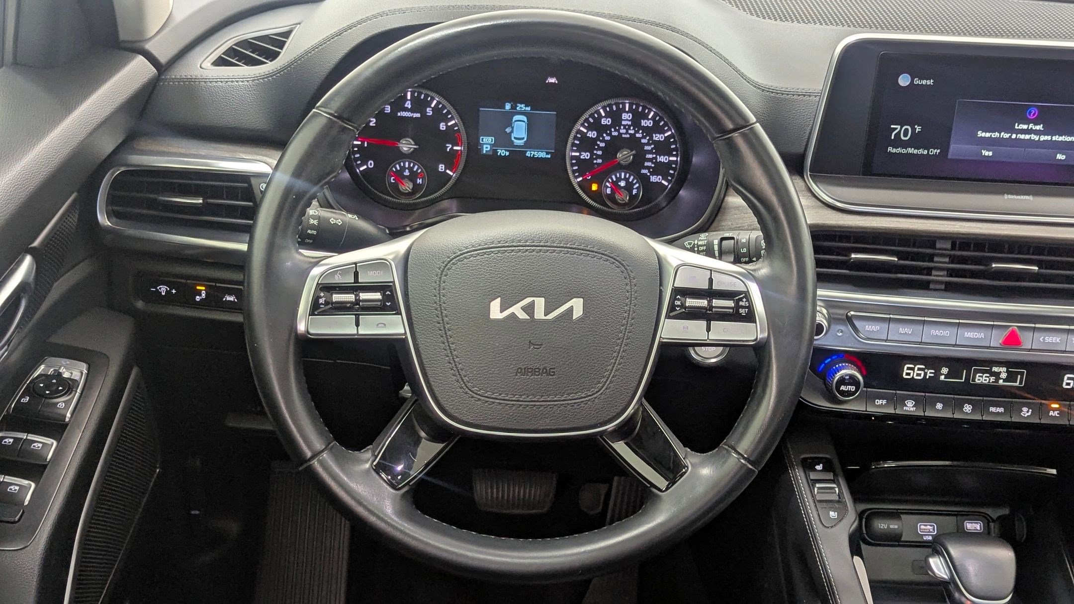 2022 Kia Telluride EX photo 3