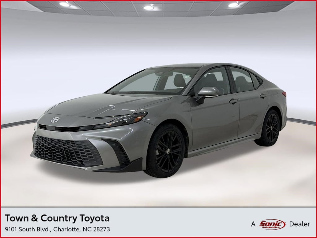 Used 2025 Toyota Camry SE Sedan