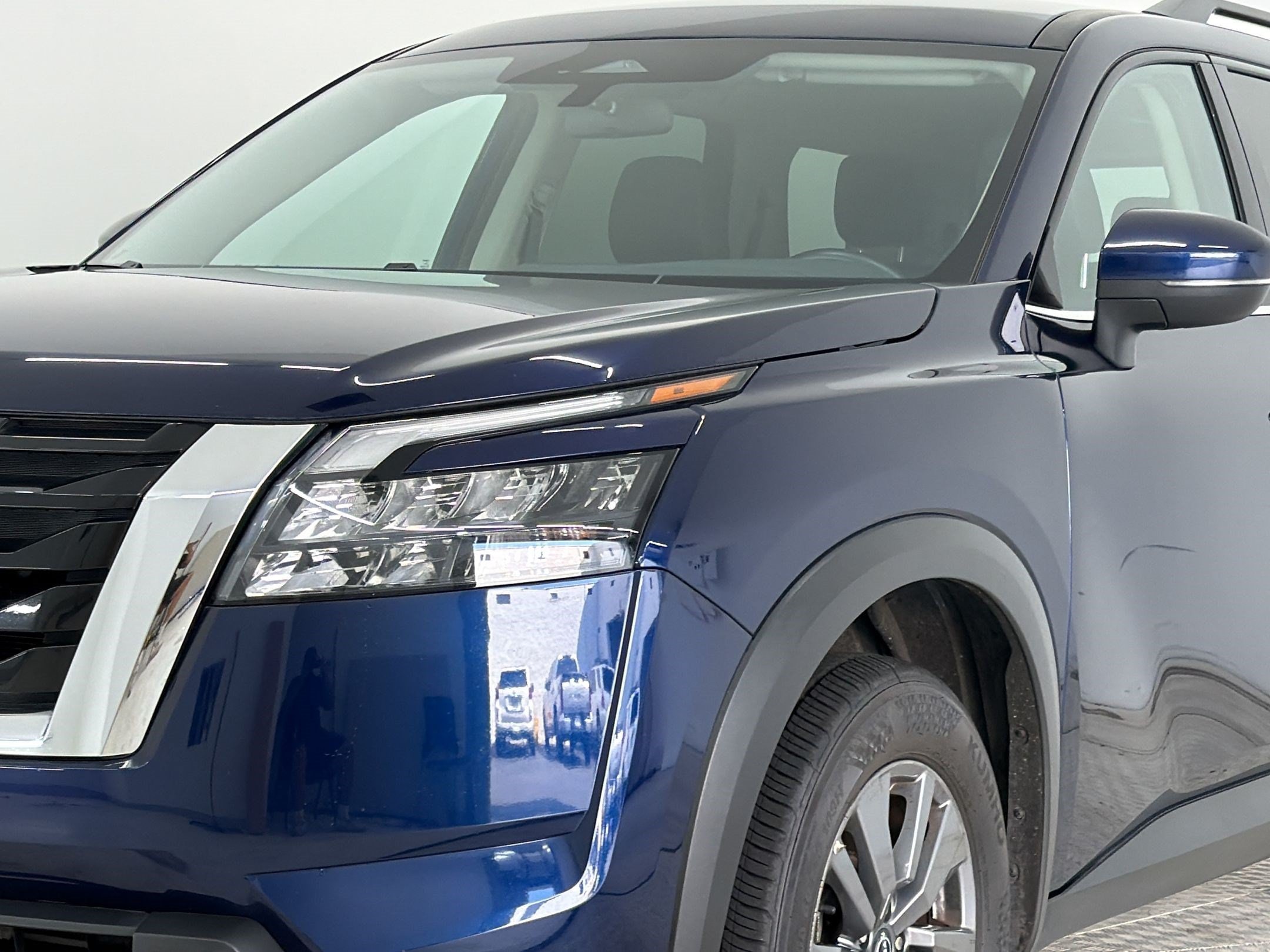 2025 Nissan Pathfinder SV - Photo 24