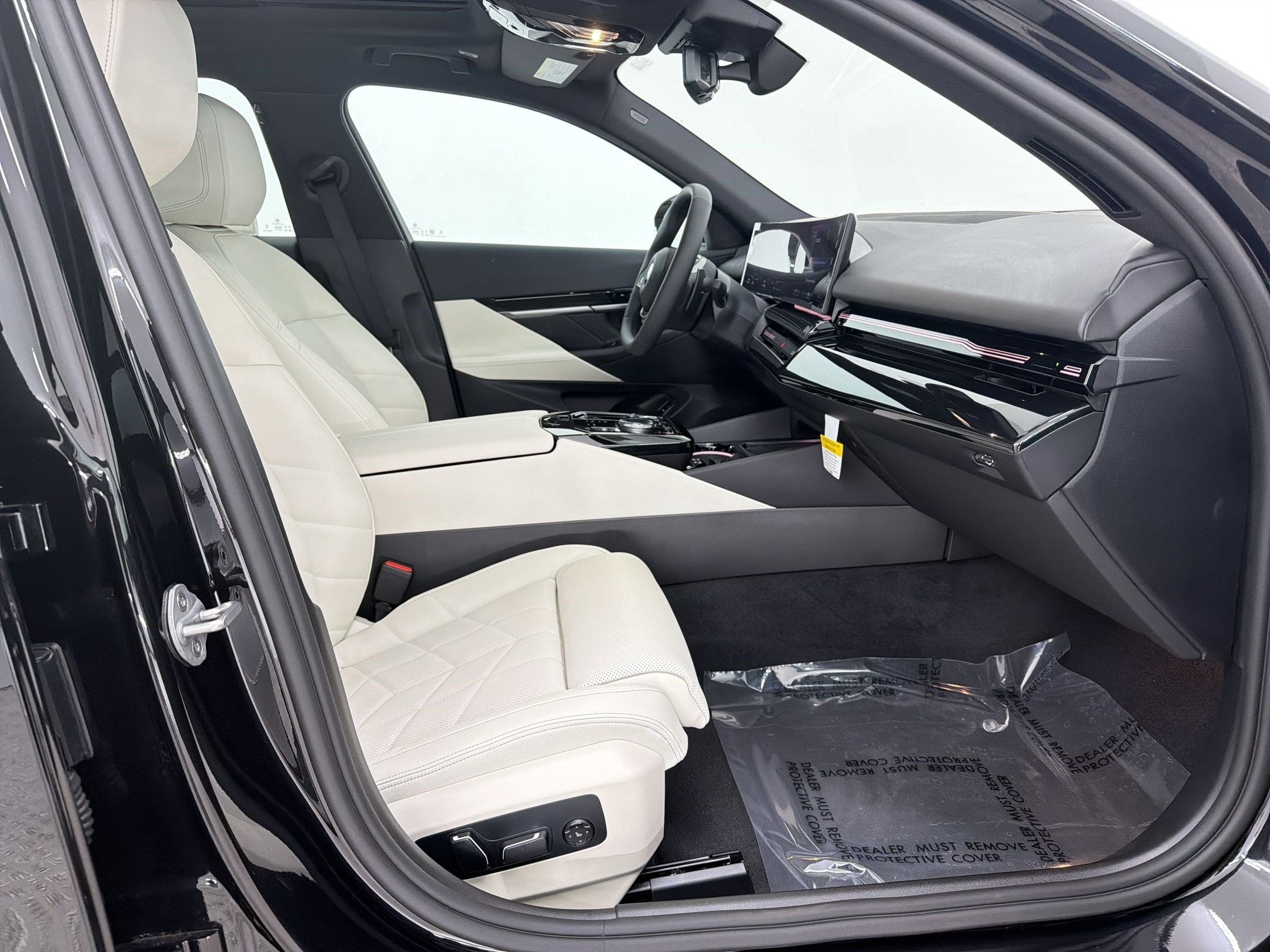2026 BMW 5 Series 530i - Photo 26