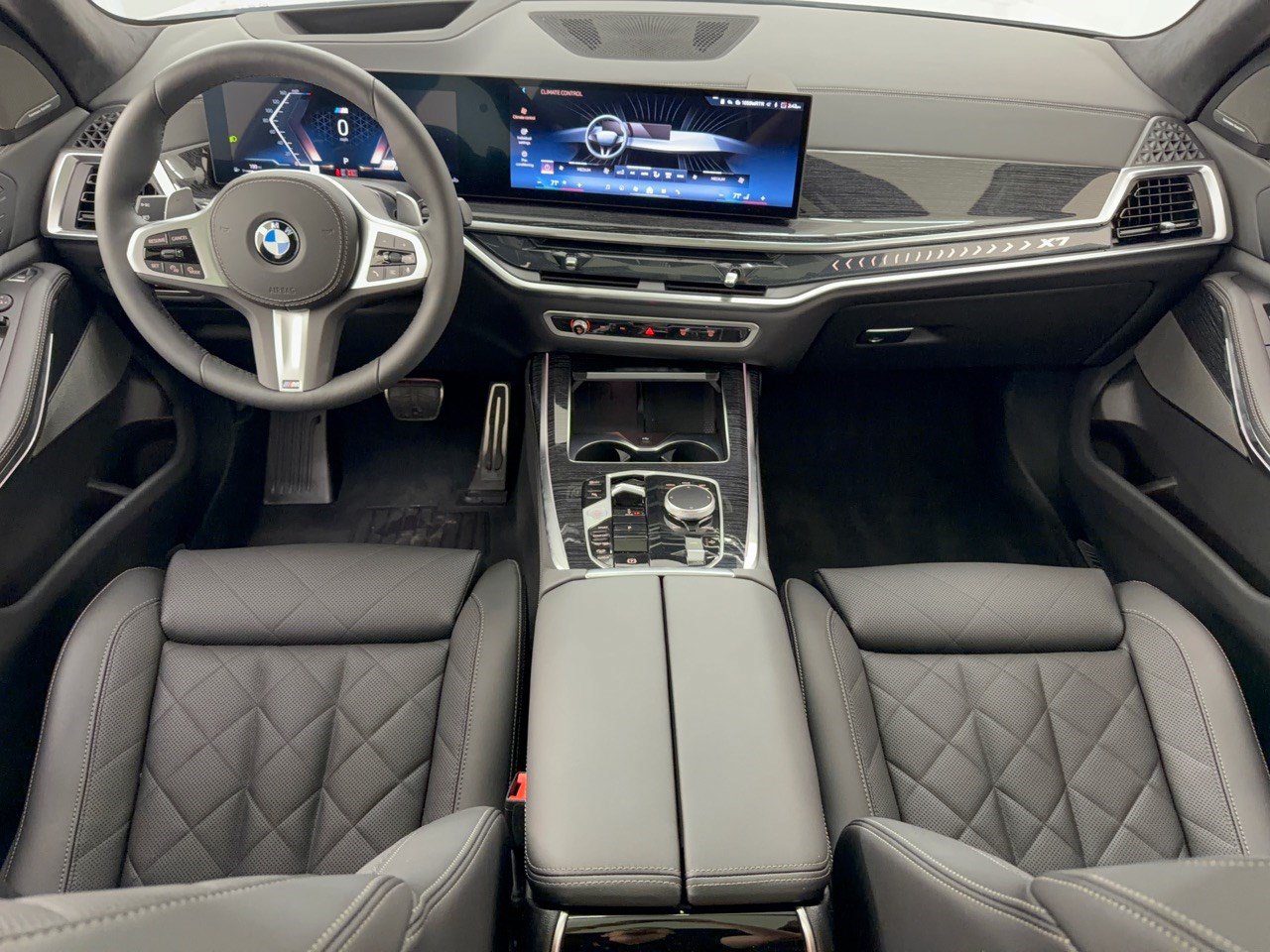 2026 BMW X7 40i - Photo 17
