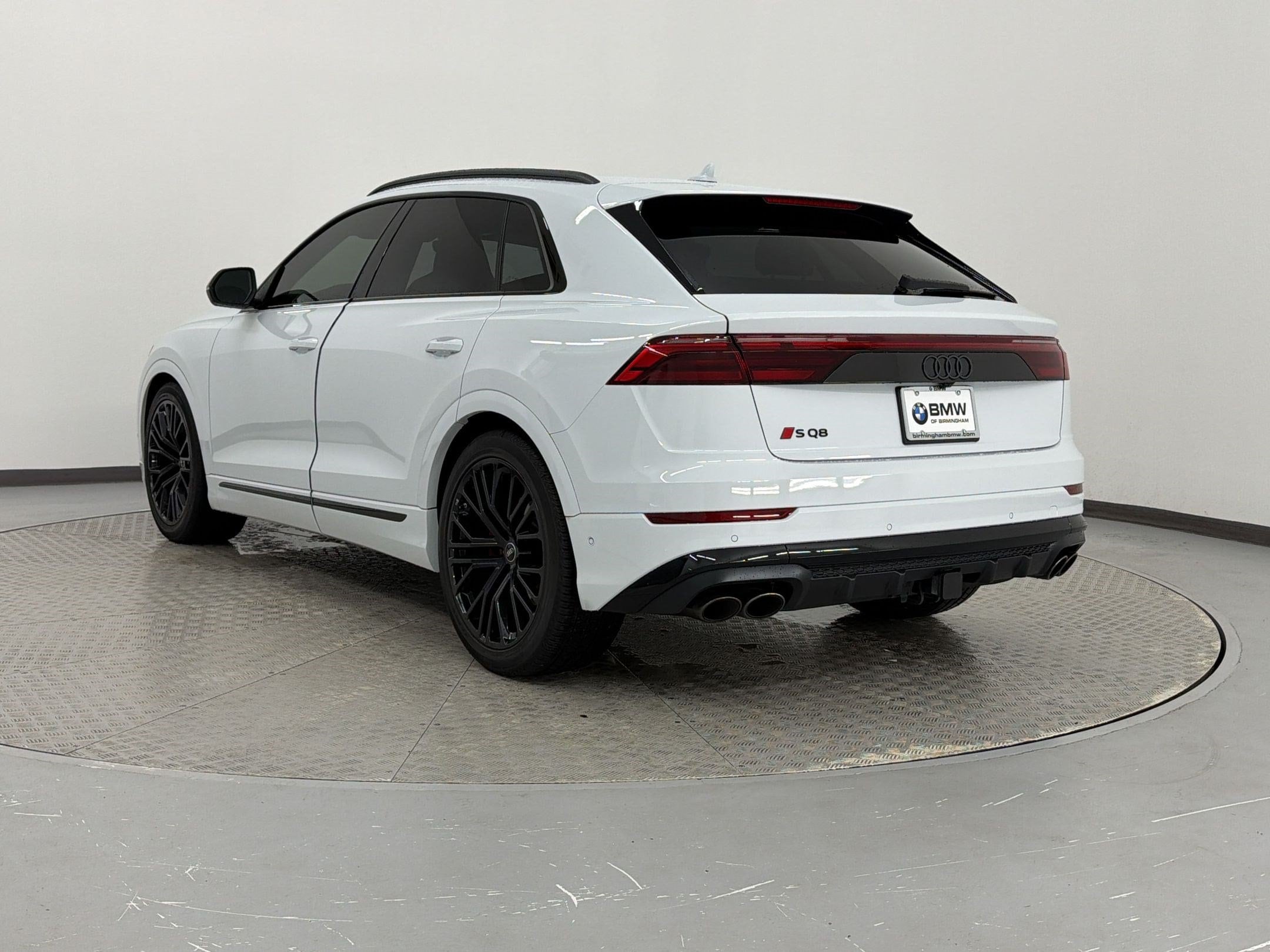 SQ8 4.0T Premium Plus SUV
